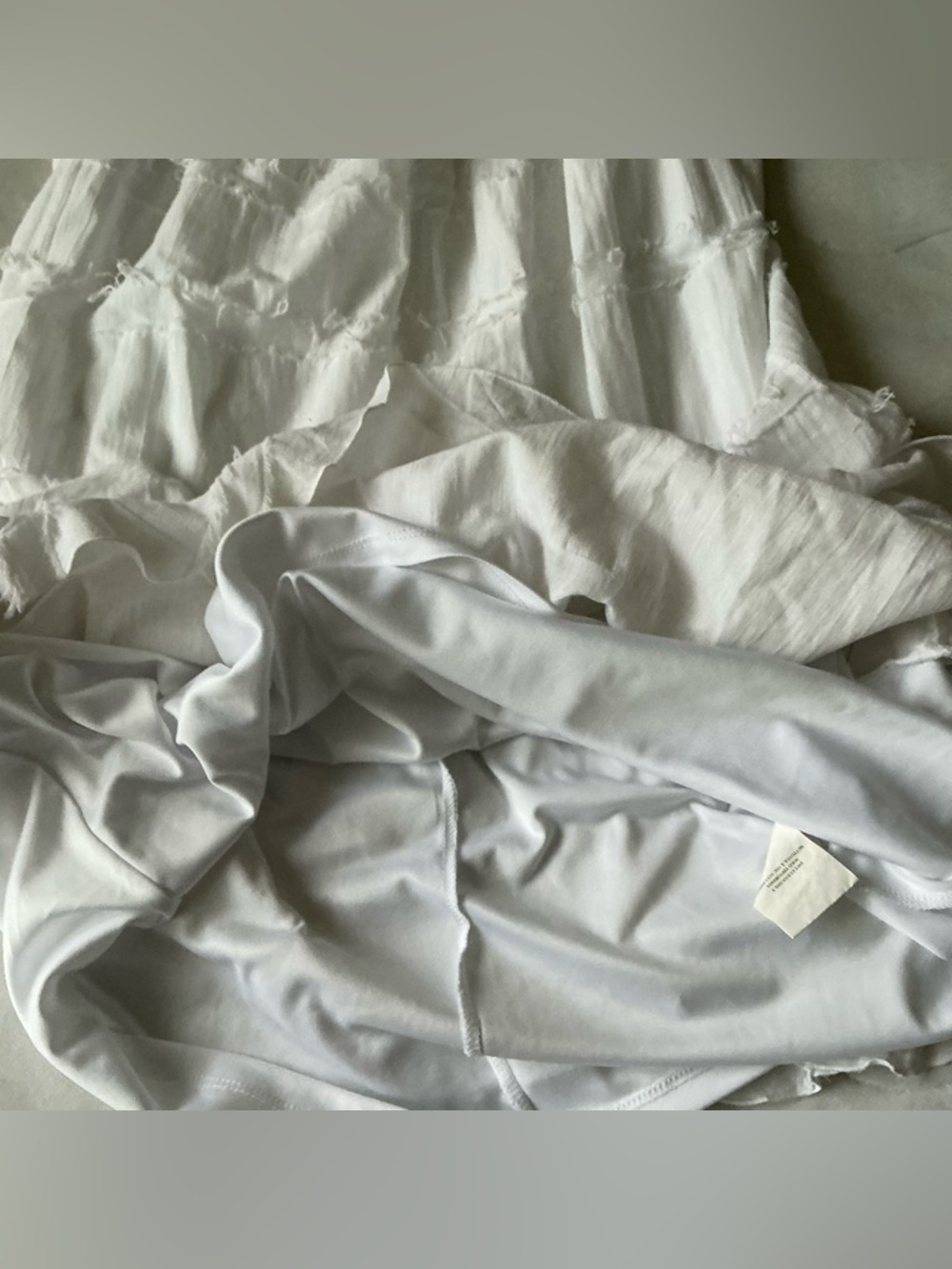 Tiana B. Women White Sleeveless Dress Size 8 Gathered Neckline Shaggy Ruffles - Picture 9 of 9